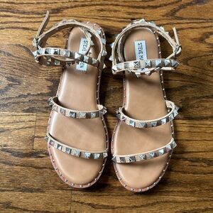 Steve Madden travel tan sandals